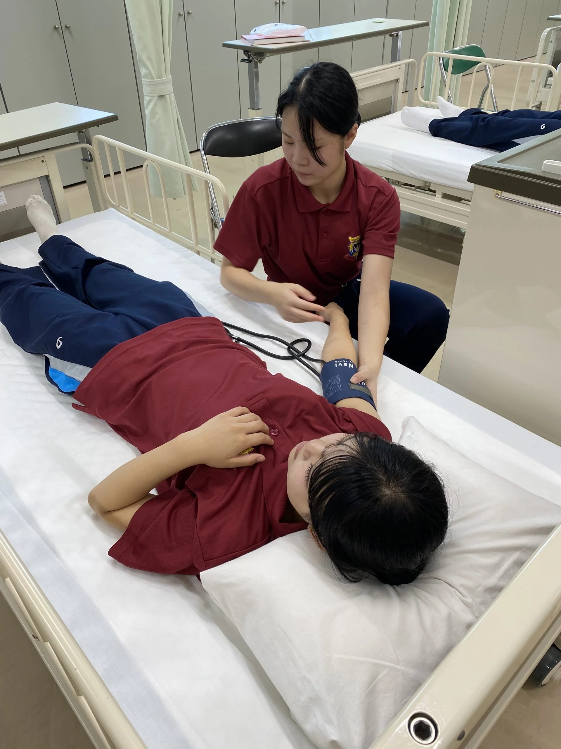 【看護学科】1年生　基礎看護学技術ヘルスアセスメント