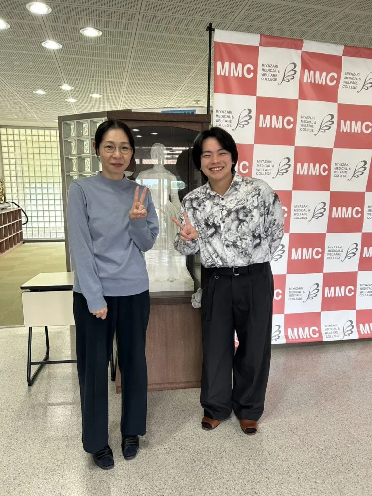 卒業生が会いに来てくれました