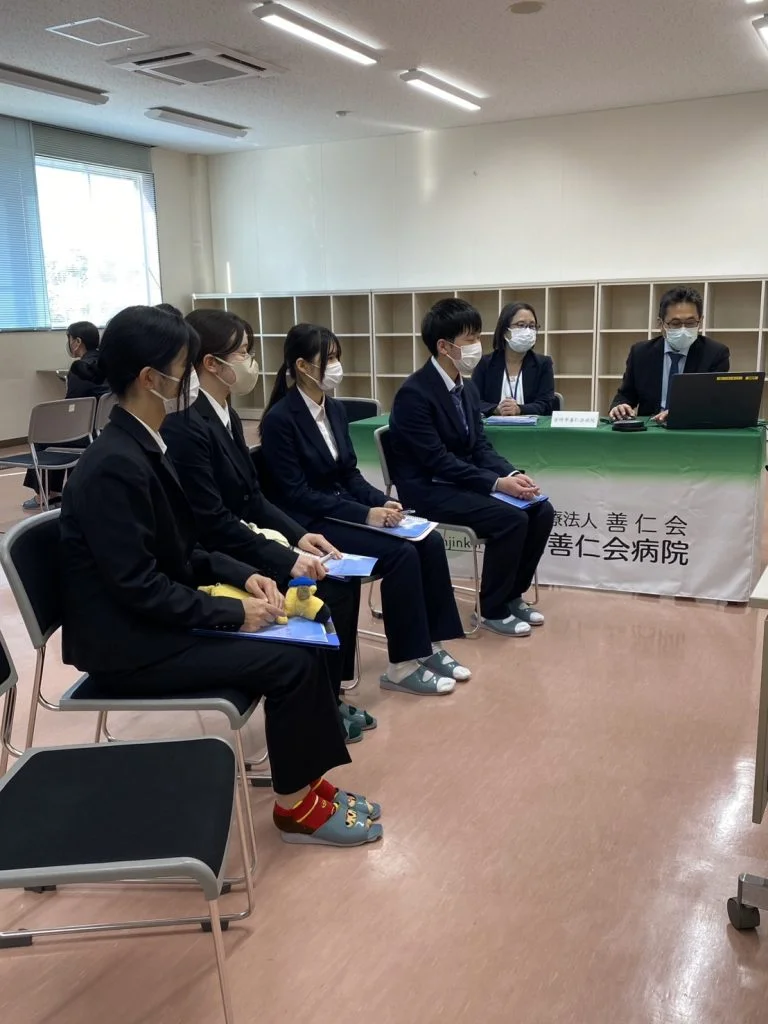 【看護学科】2年生を対象に就職ガイダンスを実施しました
